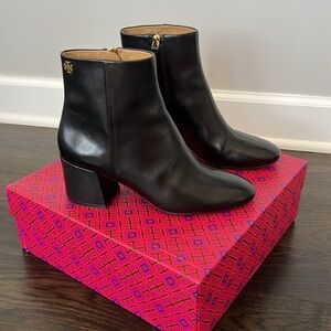 Tory Burch Juliana 2 Bootie (7.5)